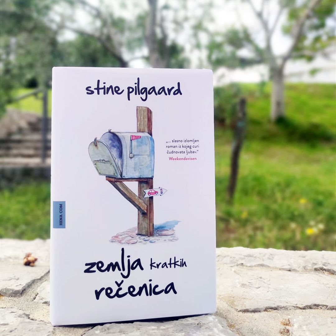 Ulomak iz romana “Zemlja kratkih rečenica” Stine Pilgaard