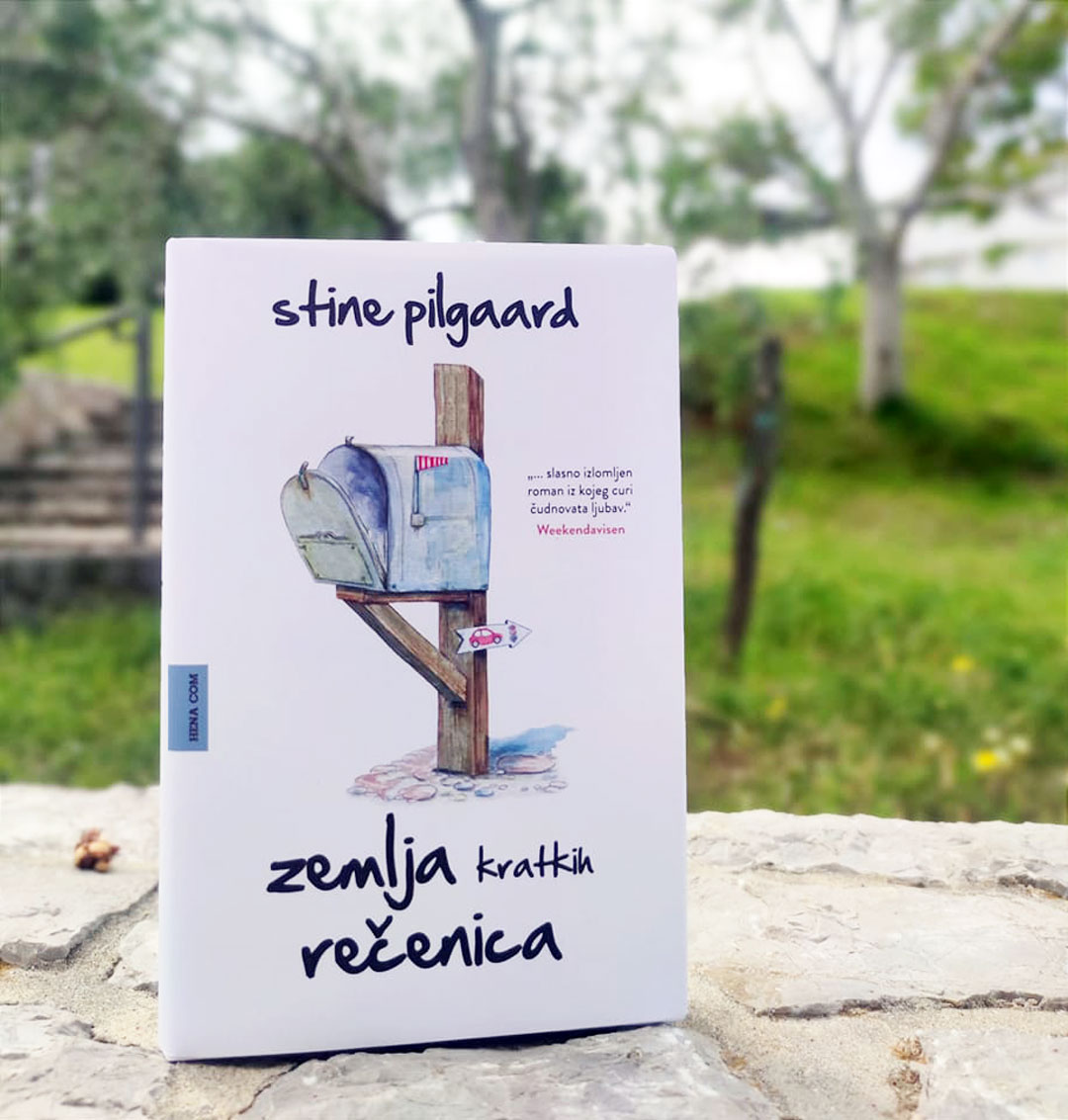 Ulomak iz romana “Zemlja kratkih rečenica” Stine Pilgaard